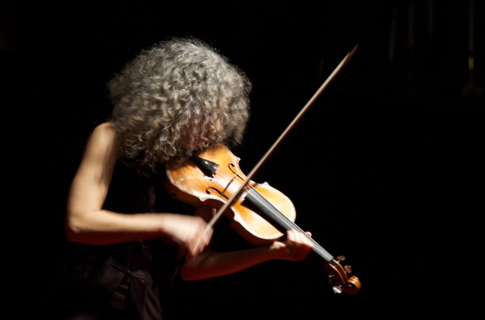 Sonntag, 17. Mai – „Stadt ohne Juden“ mit Alicia Svigals